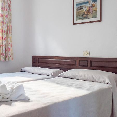 Apartamentos Pinomar 埃斯卡洛 外观 照片